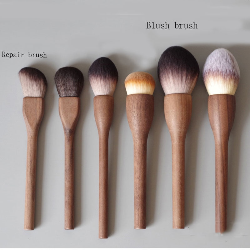 Wood Handle Makeup Brush