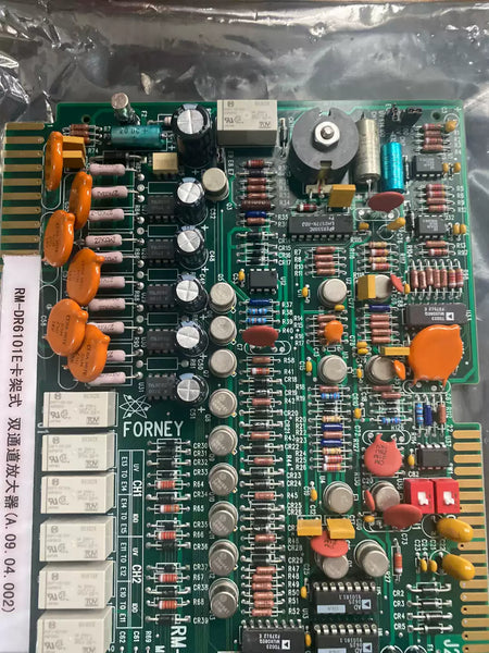 FORNEY Dual Channel Amplifier RM-DR 6101E