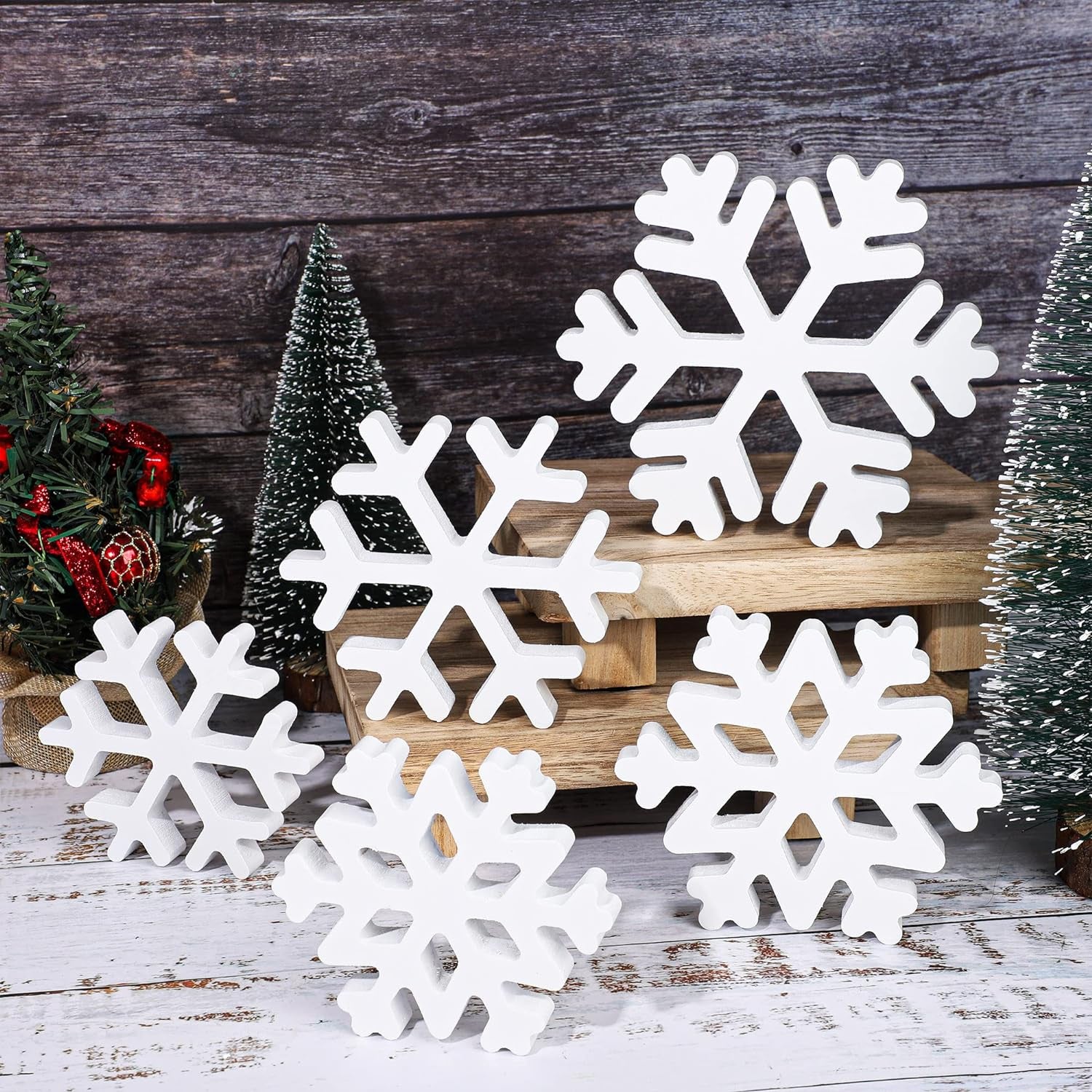 5 Pieces Christmas Wooden Snowflake Decor Winter Snowflake Wood Blocks White Snowflake Table Wood Signs Winter Tiered Tray Wooden Signs for Xmas Party Farmhouse Home Tabletop Shelves
