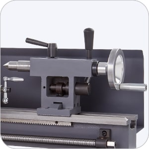 benchtop metal lathe with tailstock