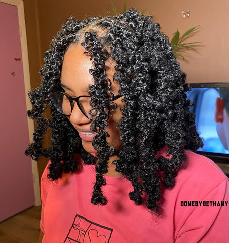 Super Curly Shoulder-Length Butterfly Locs