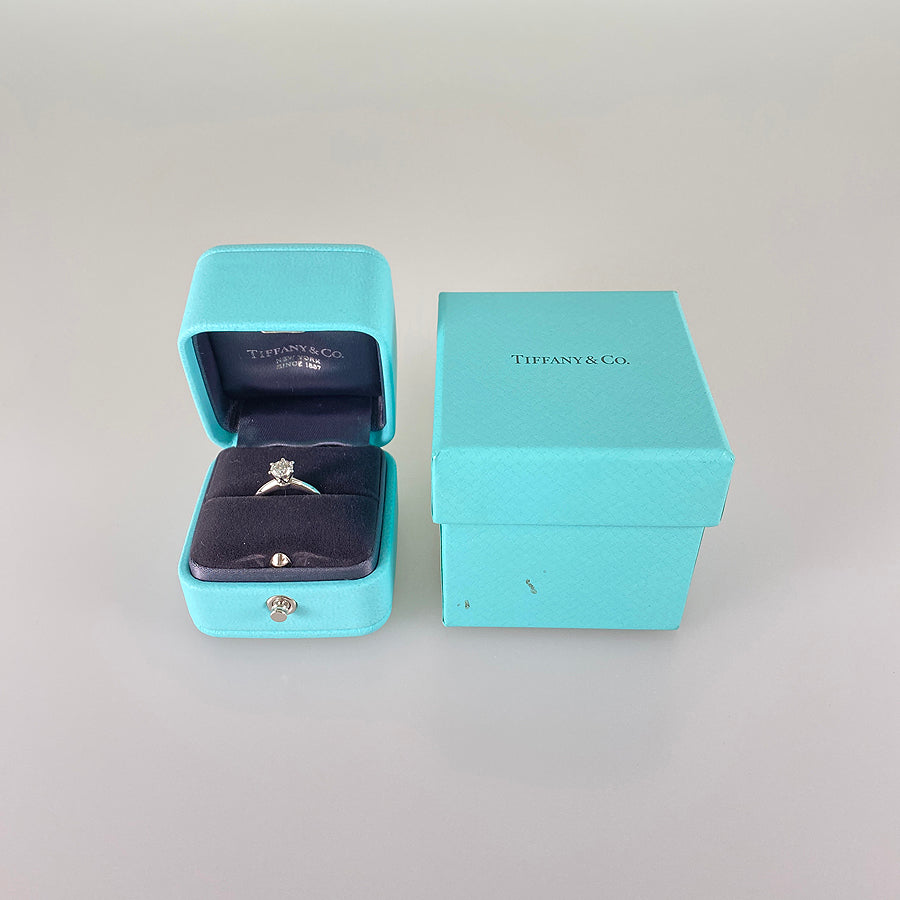 TIFFANY&Co. Solitaire Ring