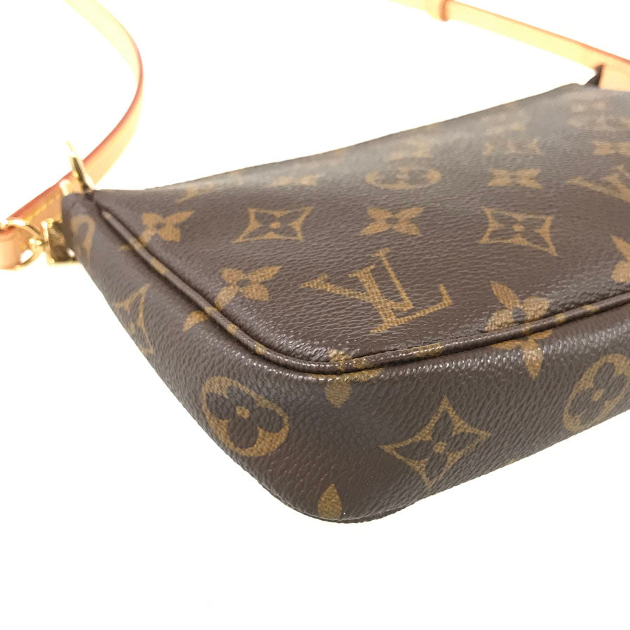 LOUIS VUITTON Monogram Pochette Accessoires M51980 Pouch