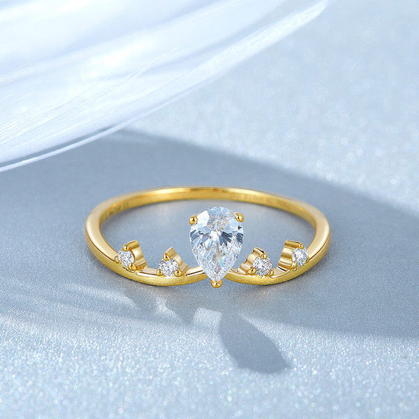 1 carat pear shaped diamond ring