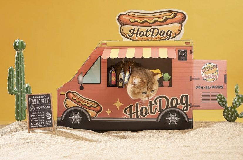 Hotdog car cat scratcher, scratch cardboard box