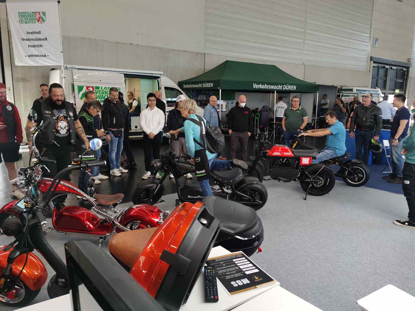 intermot 2022 Rooder mangosteen elektro roller chopper citycoco scooter