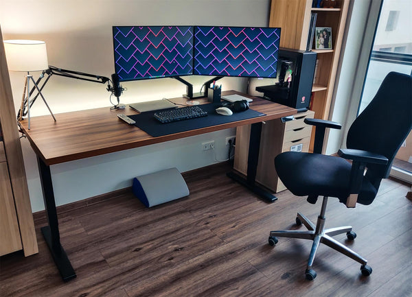 My work and leisure setup