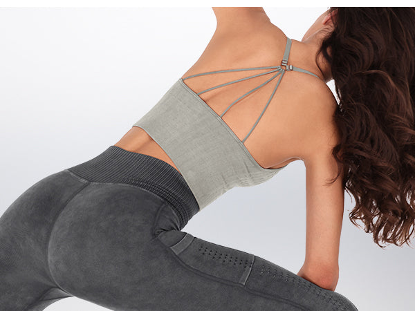 Ododos Seamless Strappy Sports Bra with Removable Pads