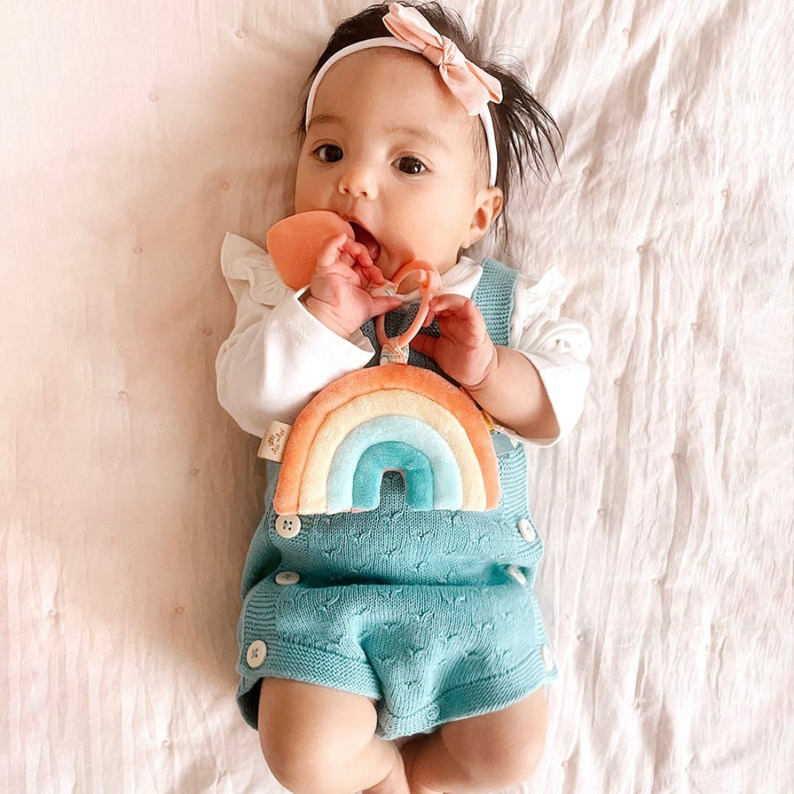 Itzy Pal? Rainbow Plush + Teether