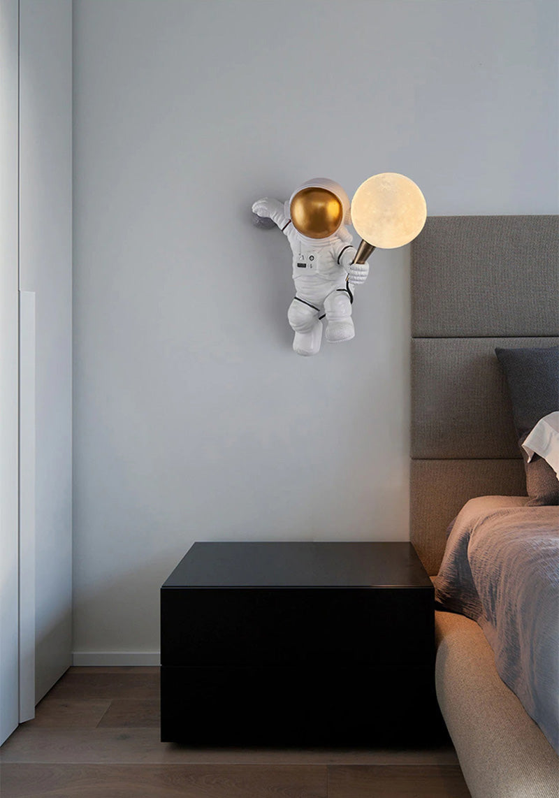 Astronaut Style LED Wall Lamp