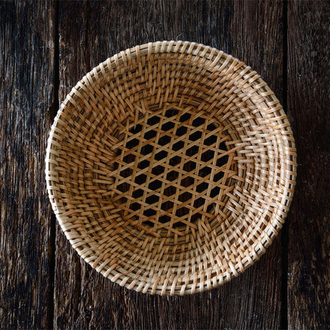 Wicker basket for wall decor