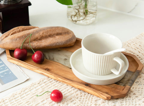 What are the Uses of Wooden Serving Tray?
