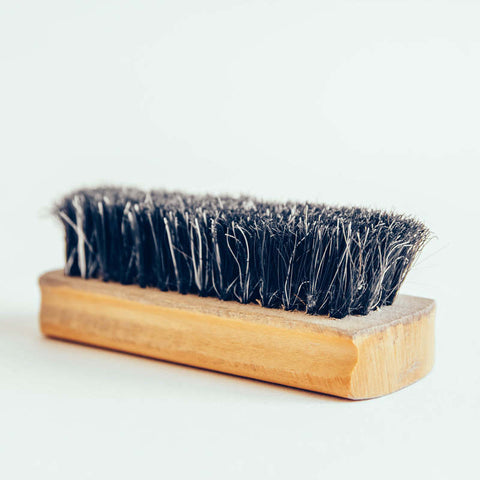 Wooden brush for clothes