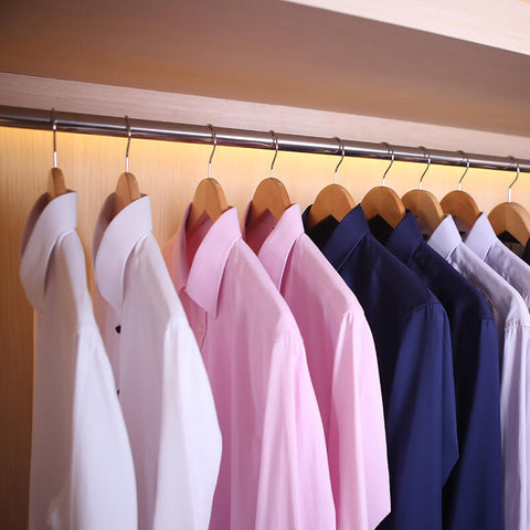 Wooden hangers in bulk