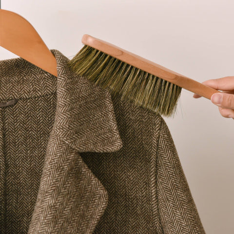 Natural Clothes Brush