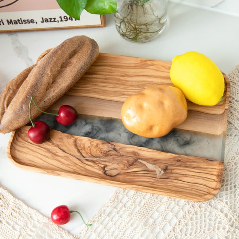 What are the Uses of Wooden Serving Tray?