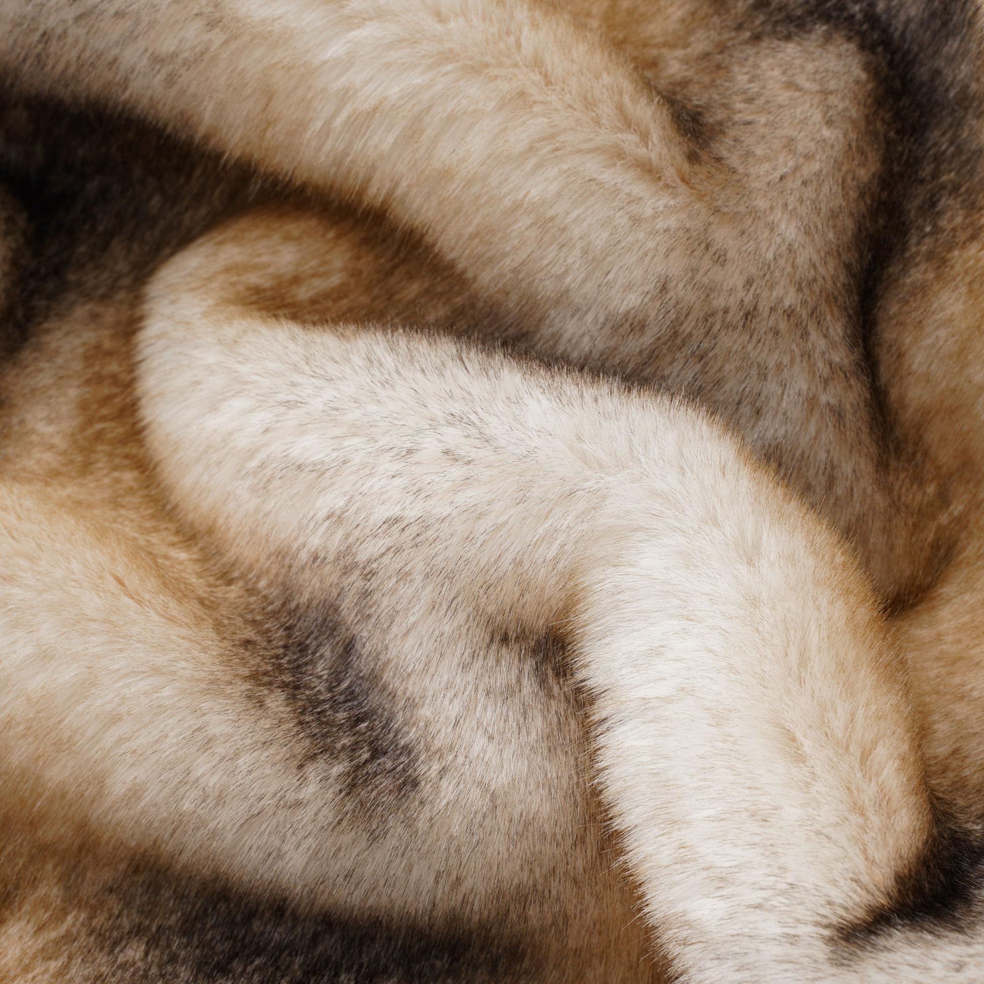 Luxury Faux Fur Throw Blanket, Soft Cozy Mink Fur Blanket for Couch, Sofa, Chair, Bed