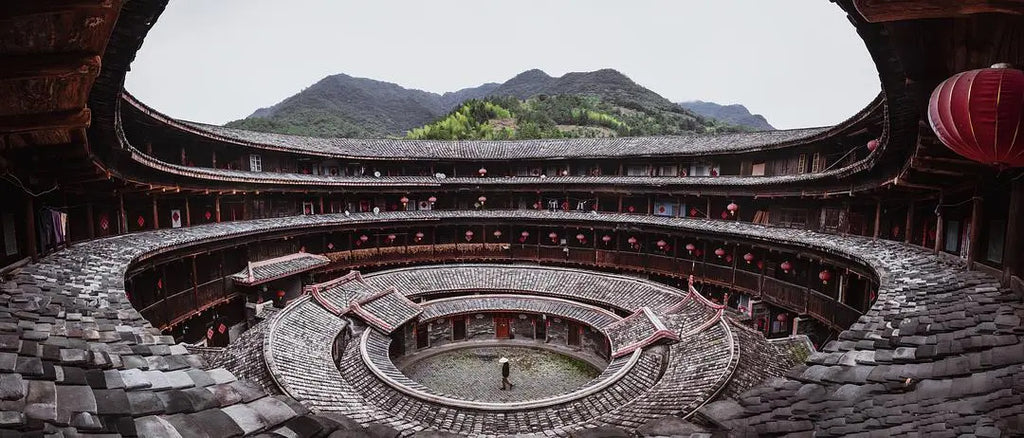 「土楼」は中国古人の「家和」文化を十分に表しています。
