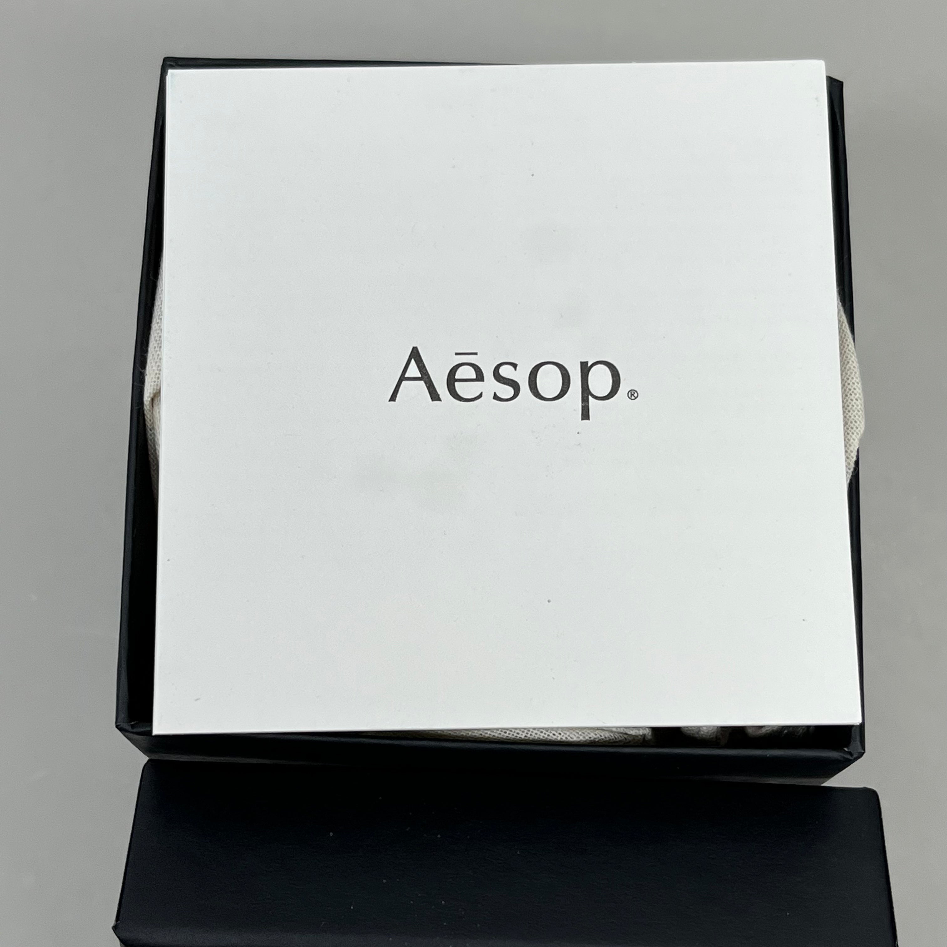 AESOP Aganice Aromatique Scented Candle 10.5 fl oz White 25G0122