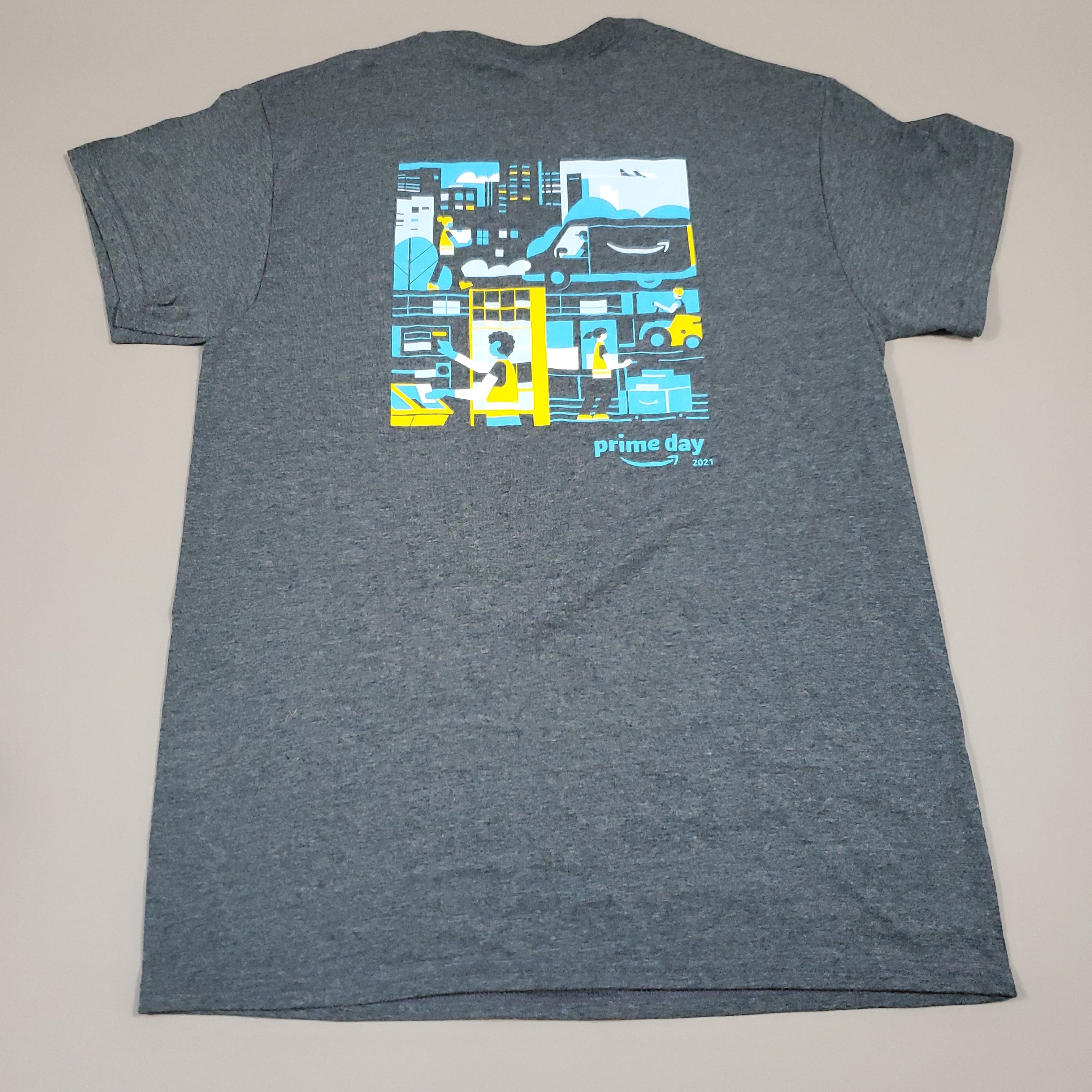 GILDAN AMAZON Prime Day 2021 T-Shirt Sz S (New)