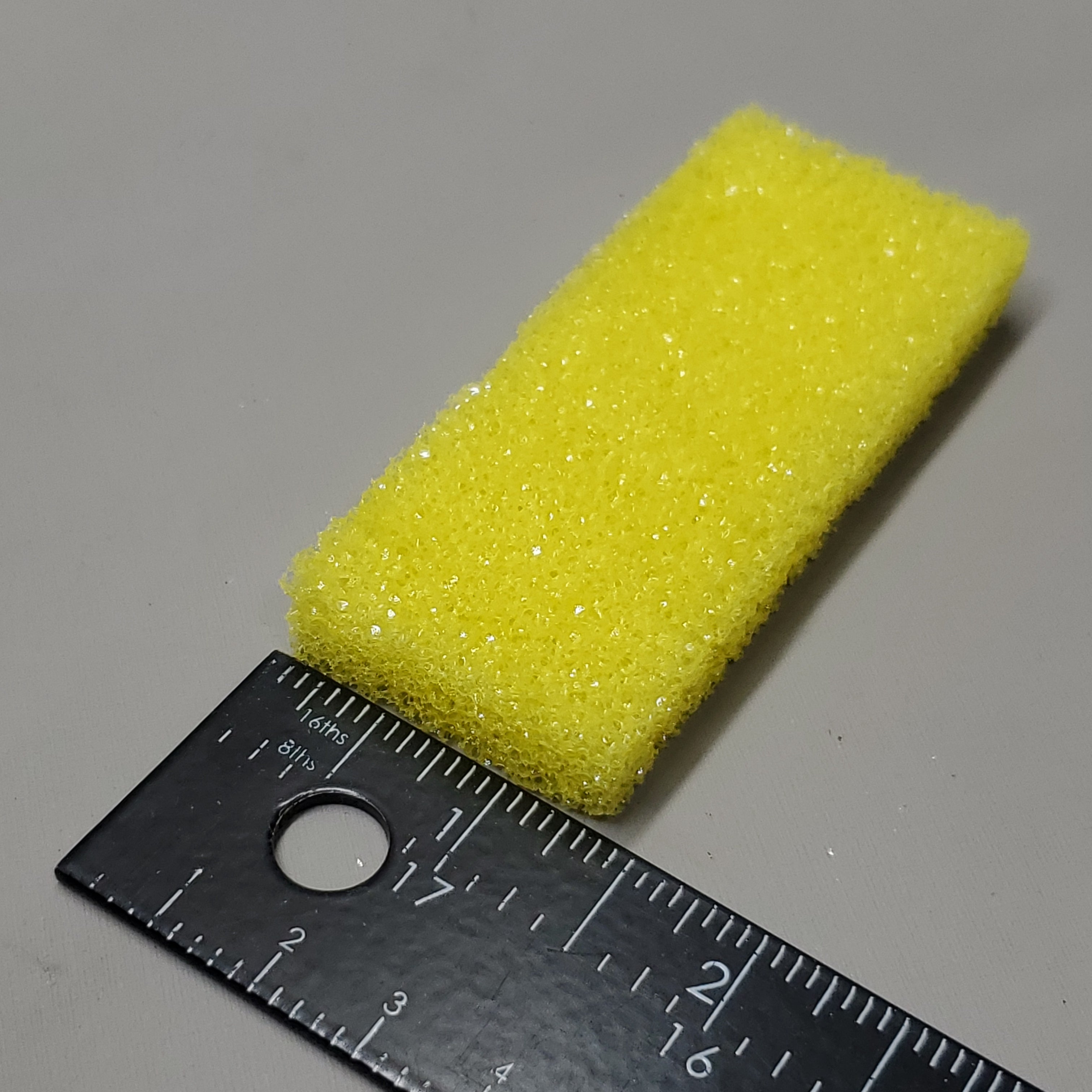 KARA Disposable Pumice Coarse Scrub Pads Yellow 8x3.5x1.2 CM 1600 PCS (New)