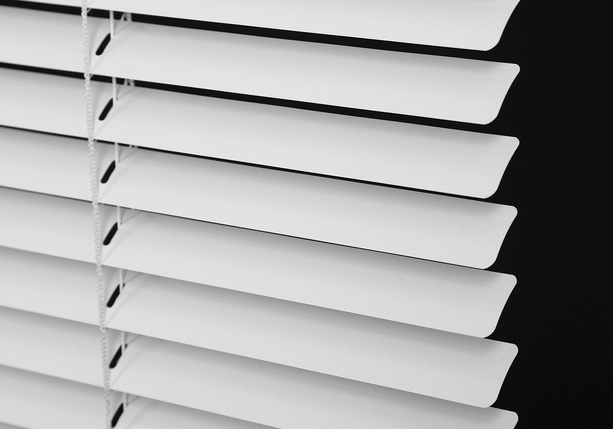 Aluminum White with Texture B111