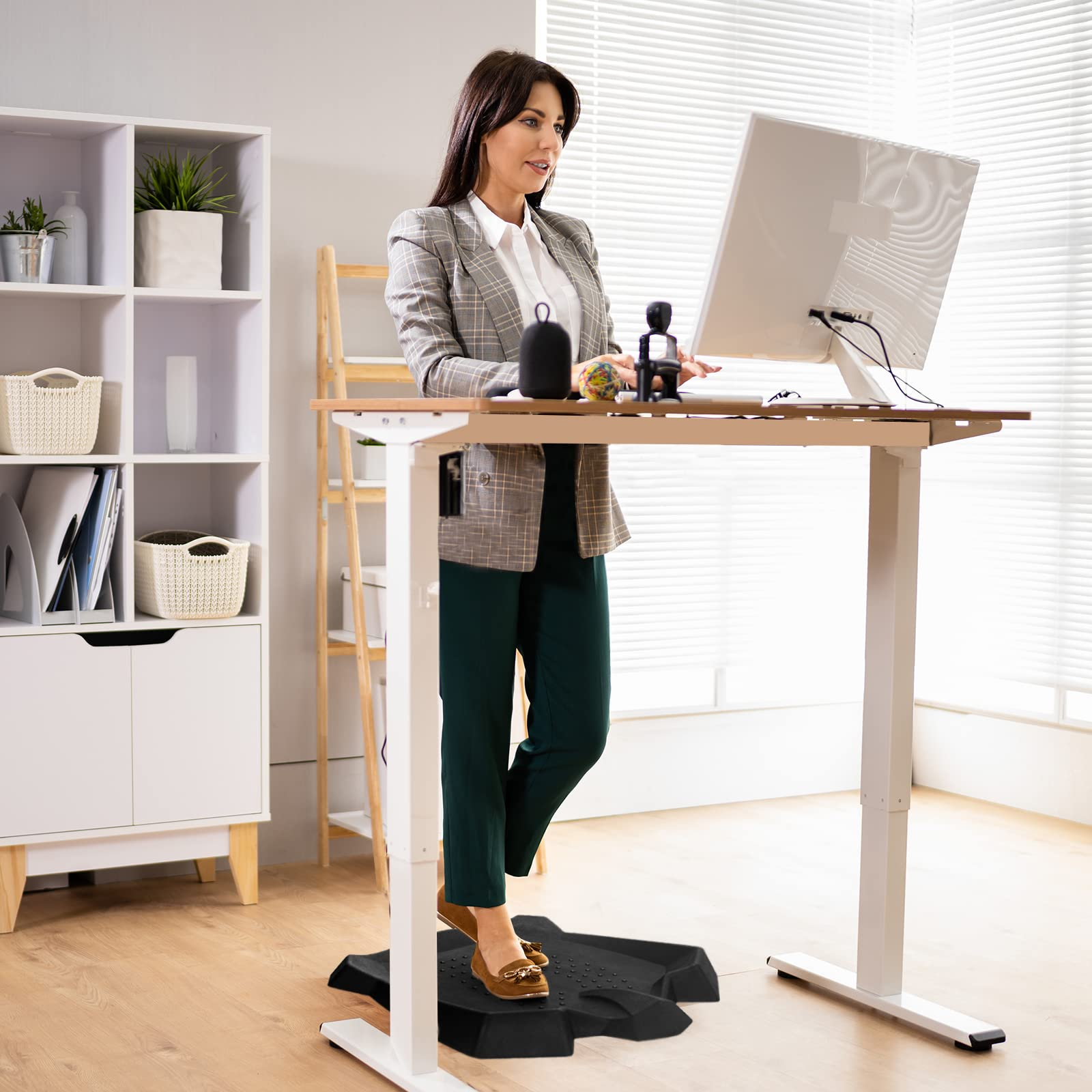 Anti Fatigue Standing Desk Mat, Ergonomic Cushioned Comfort Floor Mat