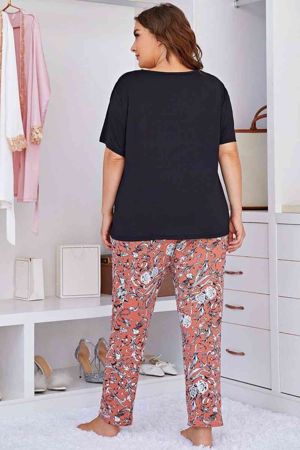 Plus Size Contrast Round Neck Tee and Floral Pants Lounge Set (2 Colors)