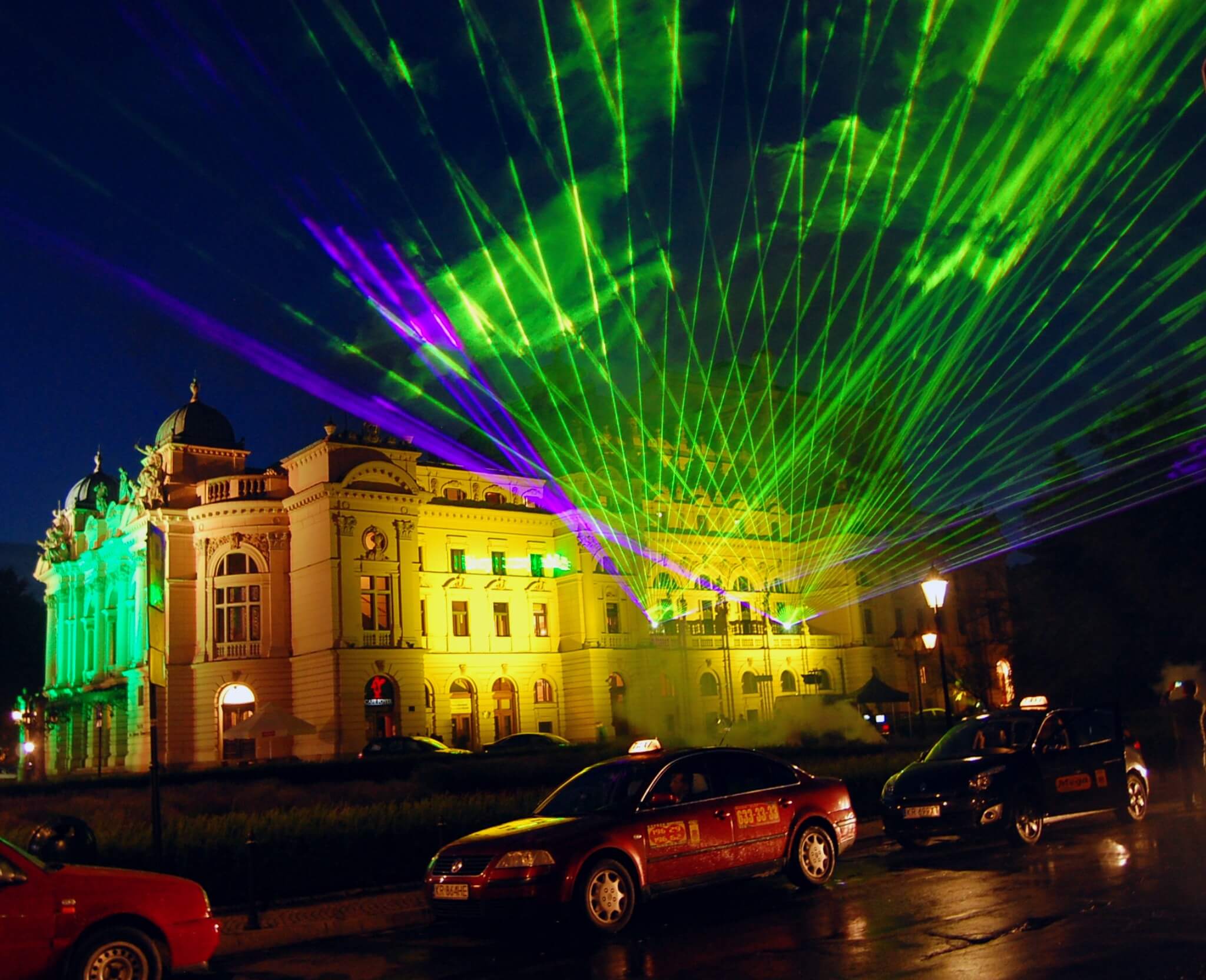 NewFeel Lasers lights show