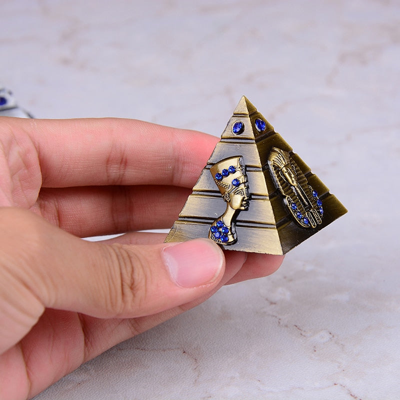 Antique Egyptian Pharaoh Decorative Pharaoh Avatar Camel Metal Pyramids Ornament