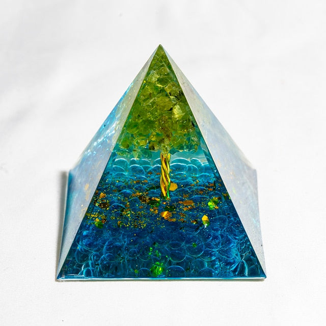 Natural Crystal Pyramid- Zen Decor Ideas