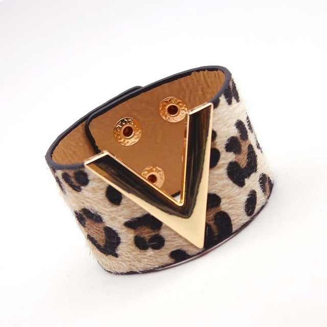 Europe Crack Leather Bracelet For Women