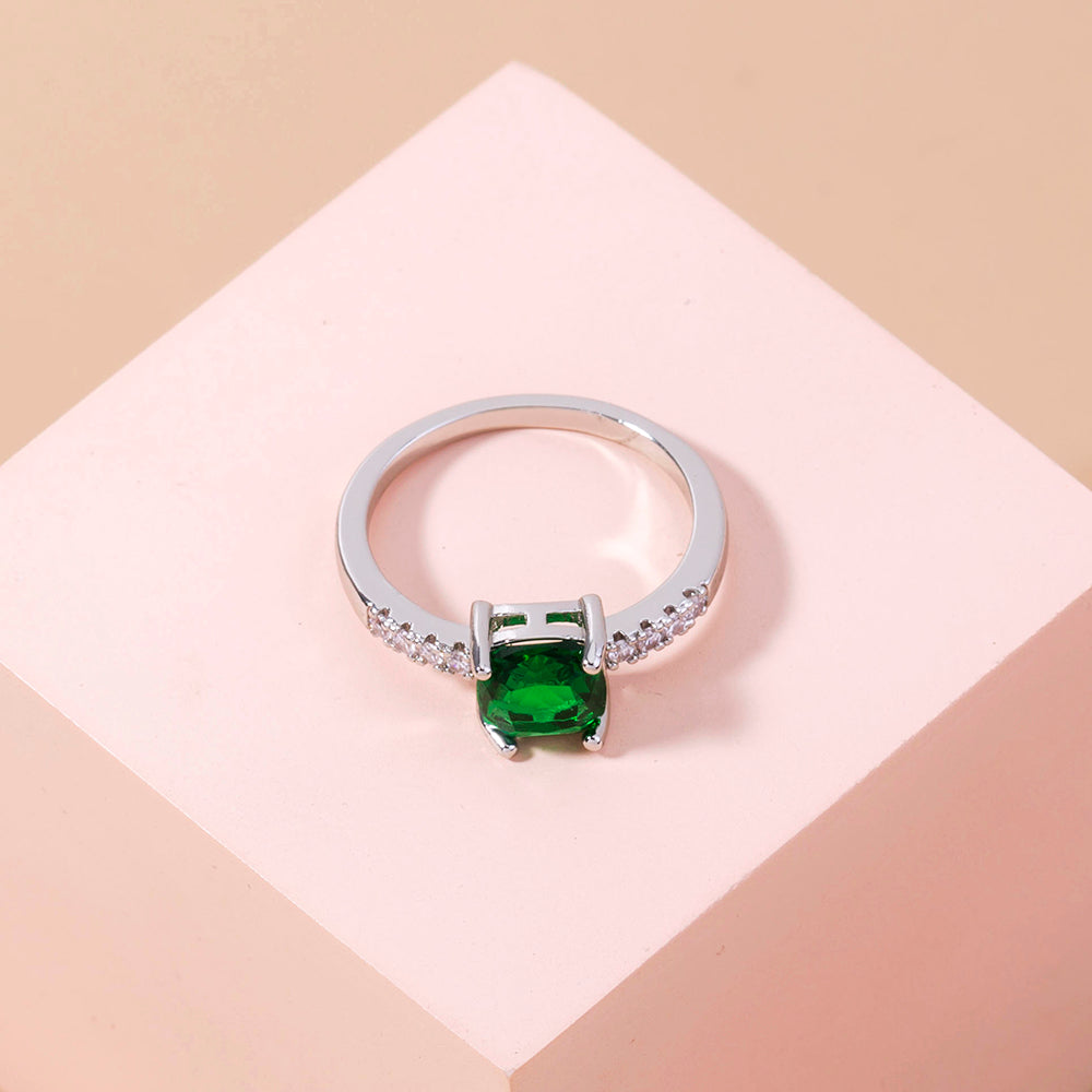 European and American creative geometric green gemstone ring, simple and versatile micro-inlaid zircon female ring, copper ring wholesale
