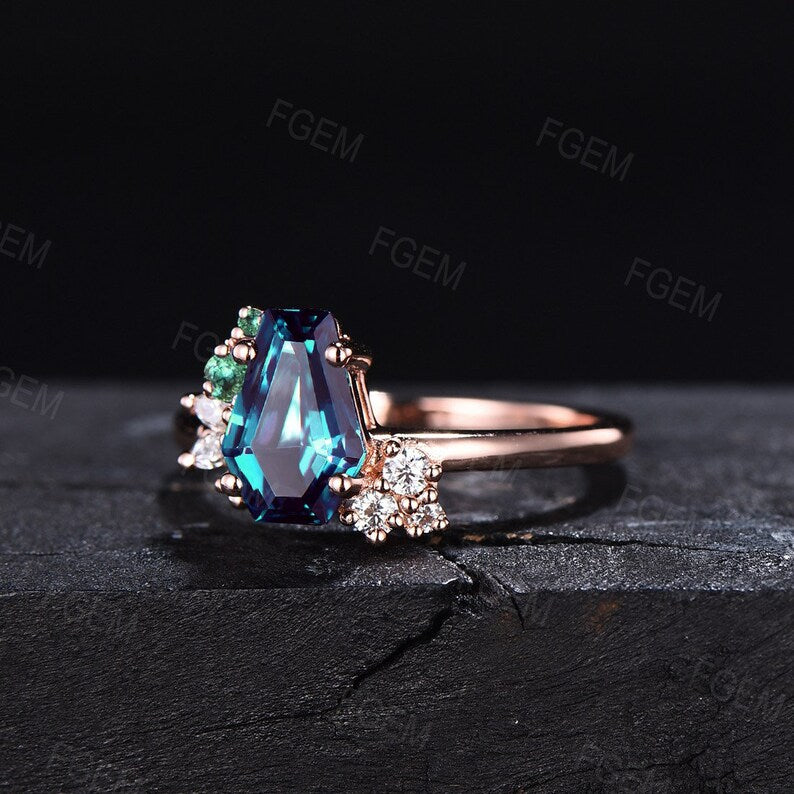 Coffin Shaped Alexandrite Engagement Ring Unique Color Change Ring Vintage Hexagon Cluster Ring Emerald Moissanite Wedding Ring For Women