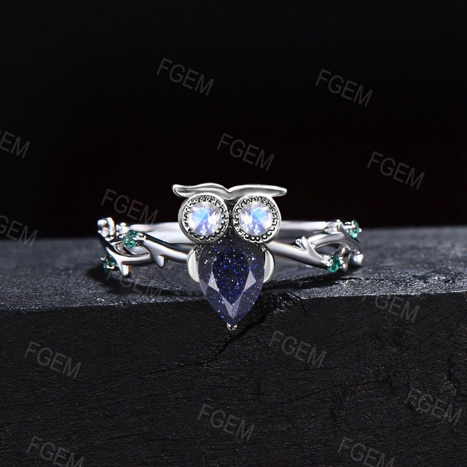 Nature Inspired Pear Shaped Starry Night Blue Sandstone Owl Engagement Ring Set Vintage Unique Owl Lover Ring Moonstone Emerald Wedding Ring