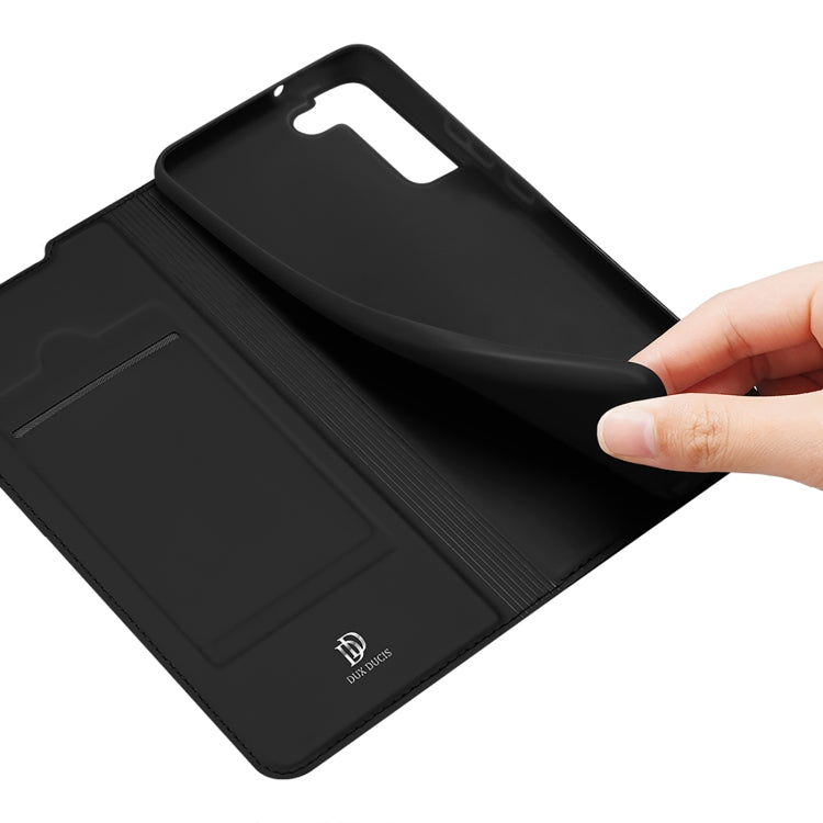 Dux Ducis Skin Pro Flip Case - For Samsung Galaxy S22