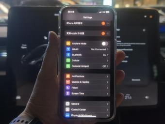 carplay on tesla