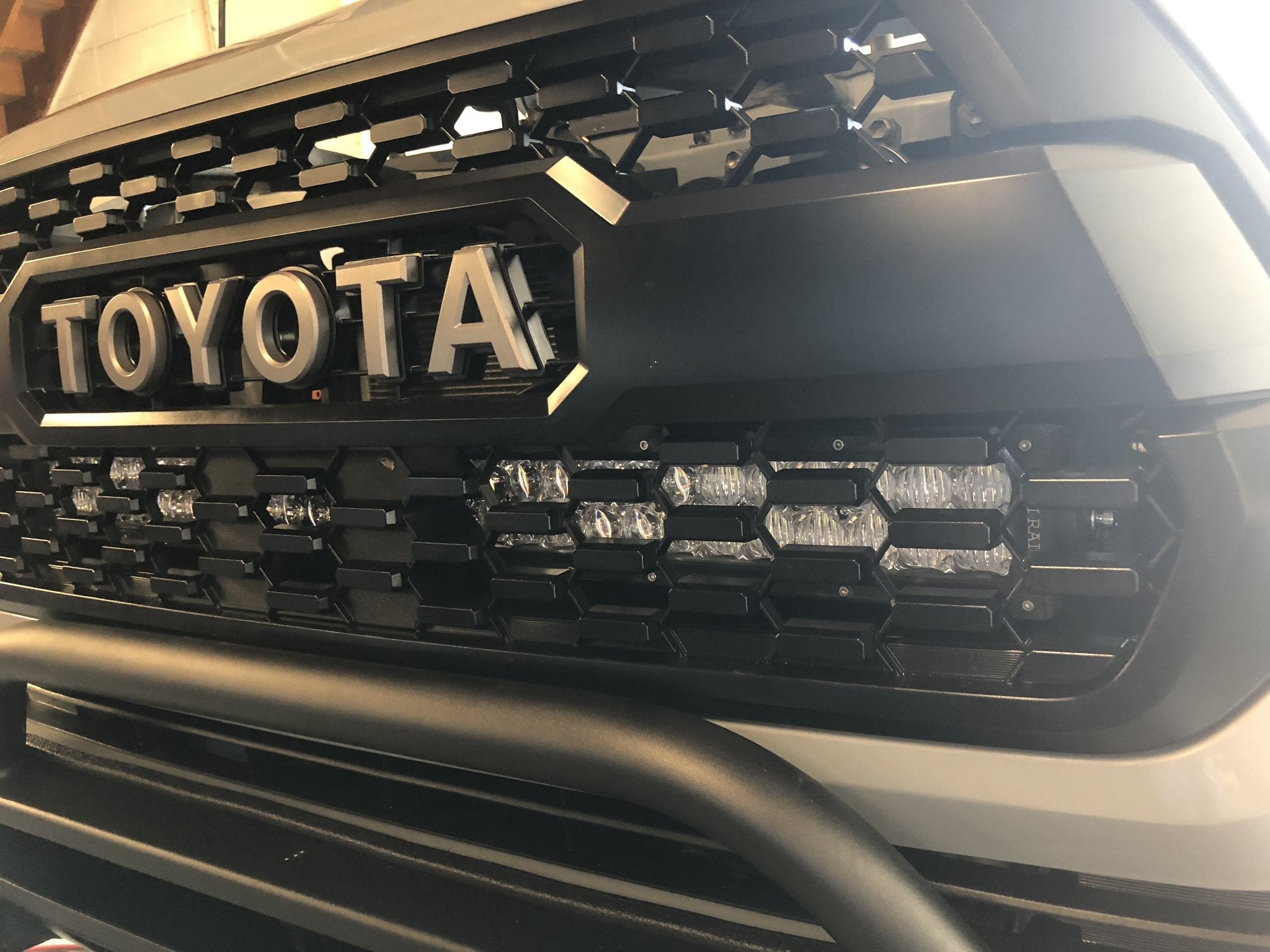 2016-2022 TOYOTA TACOMA 32