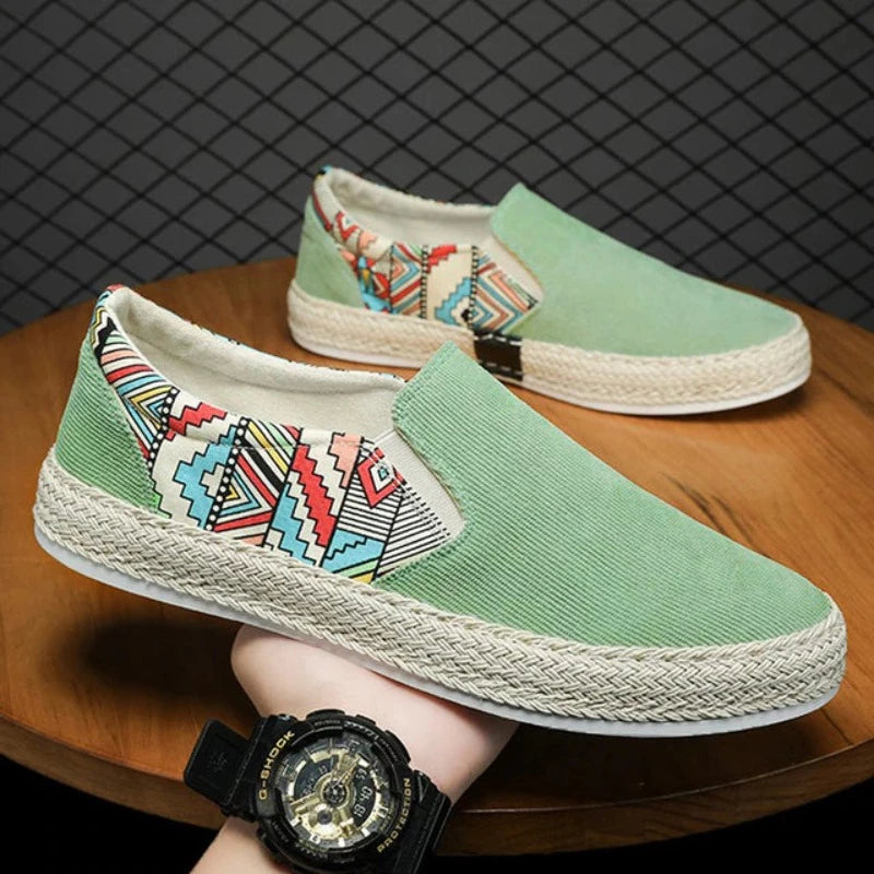 Maverick? UrbanSway Slip-On Corduroy Shoes