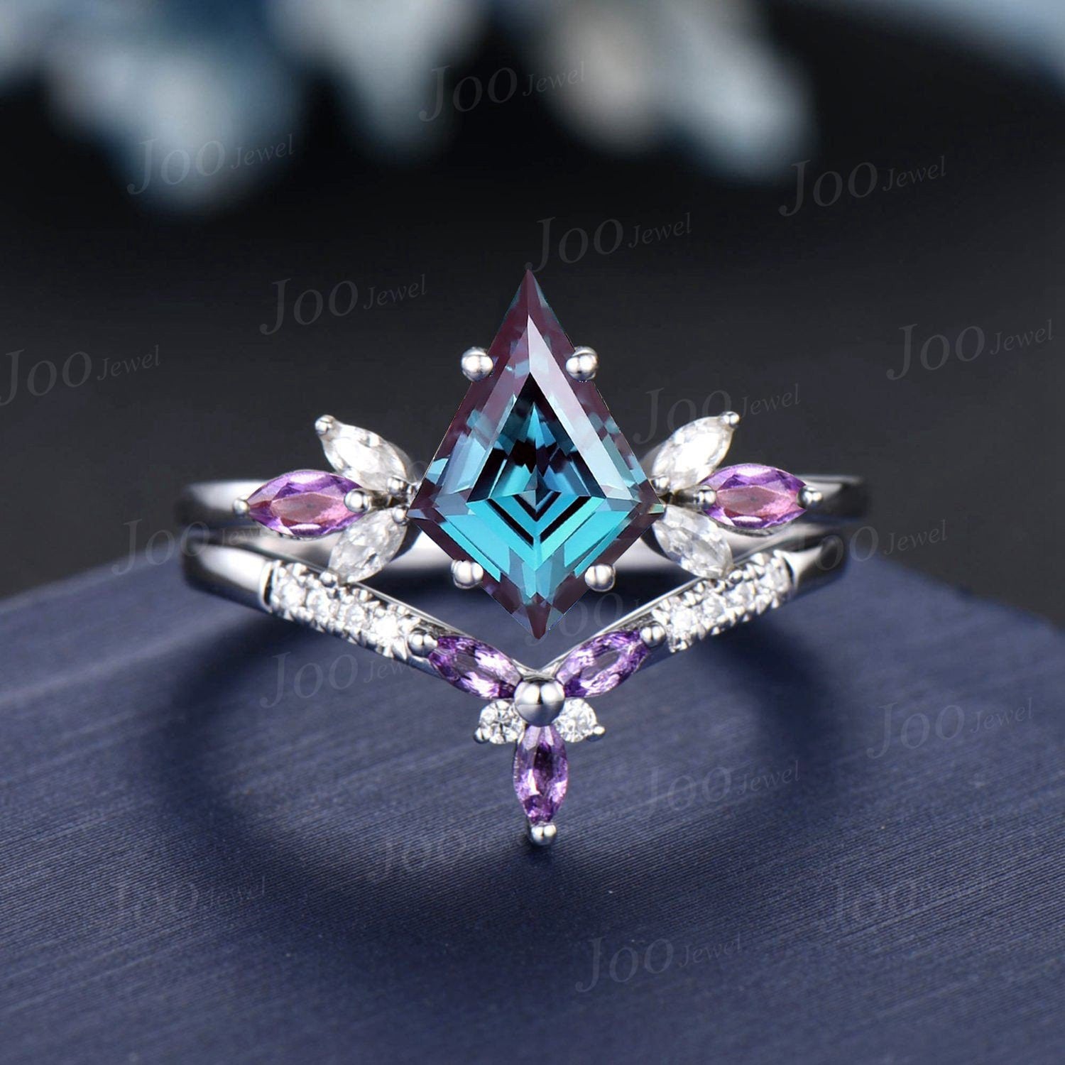 Unique Kite Cut Alexandrite Engagement Ring Set White Gold Vintage Natural Amethyst Moissanite Wedding Ring 2pcs Alexandrite Bridal Ring Set