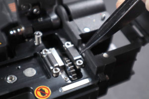 Cleaning of Fiber Cleaver - Splicermarket.com