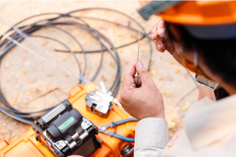Prepare the fiber for splicing - splicermarket.com
