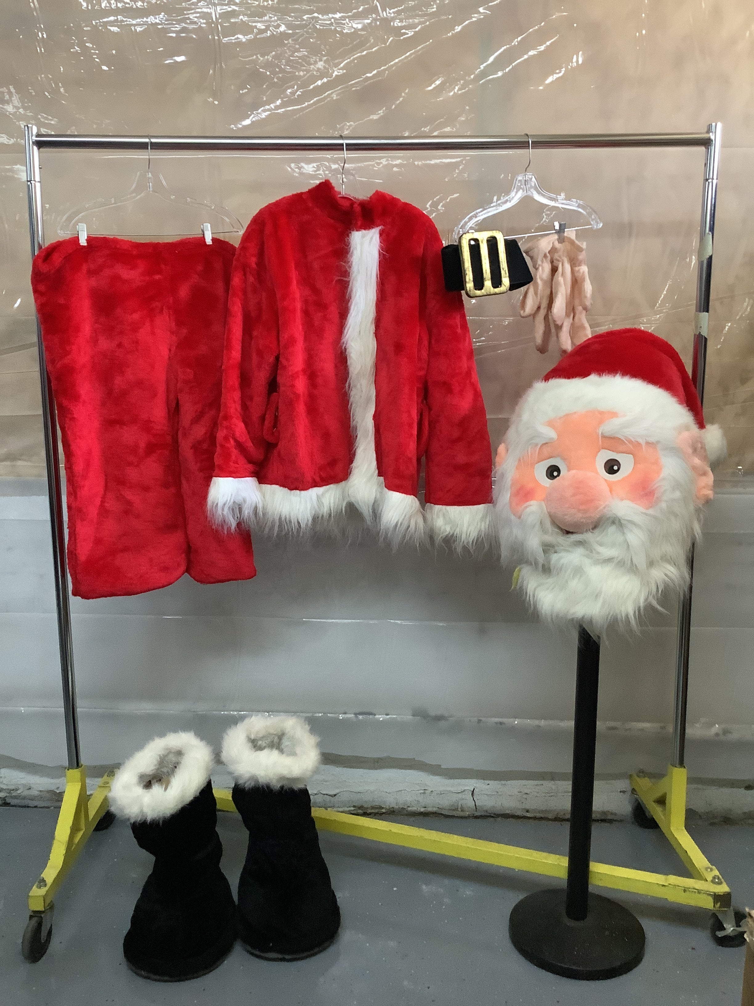 [Retired Rental] Jolly Santa