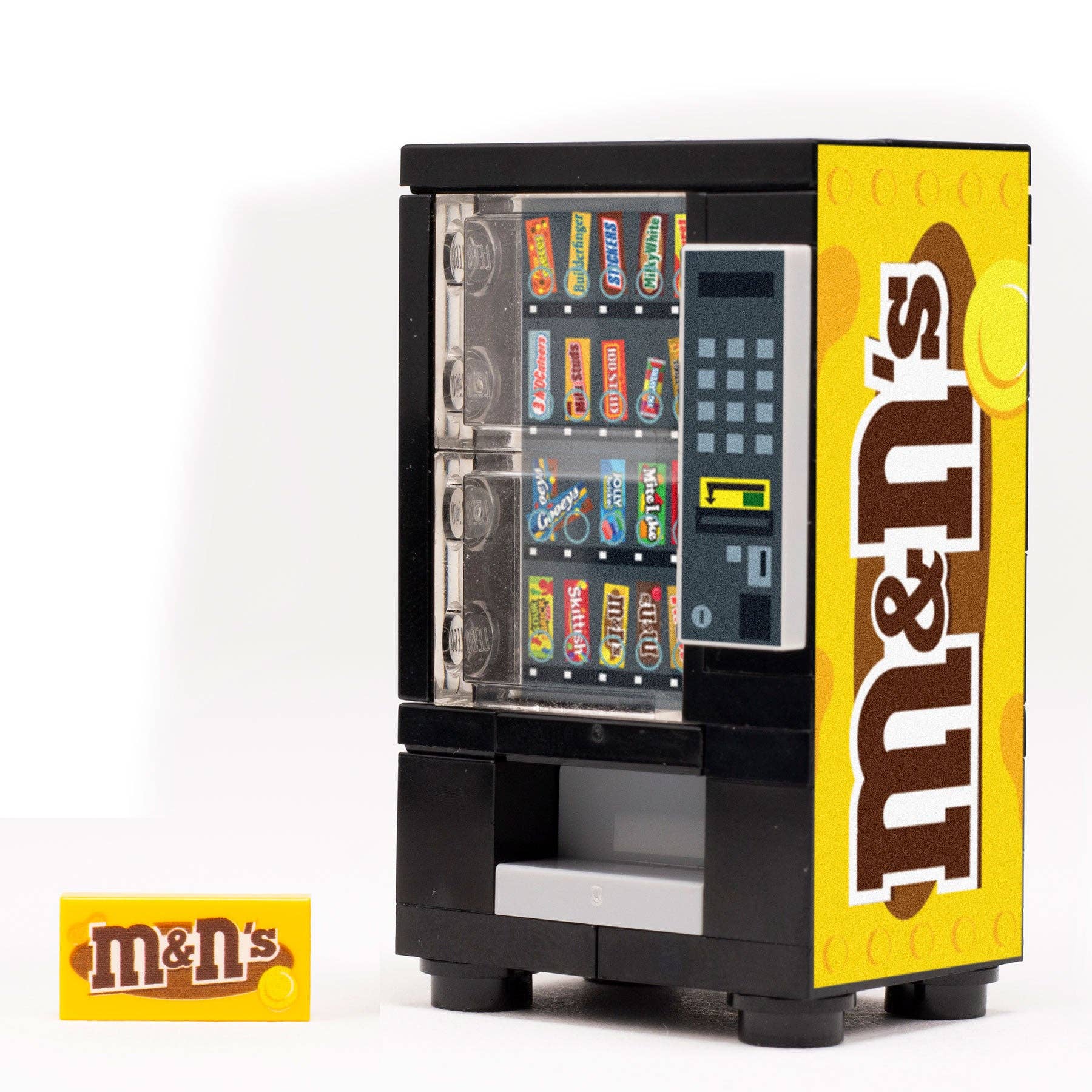 B3 Customs? - M&Ns (Peanut) - Custom LEGO Candy Vending Machine
