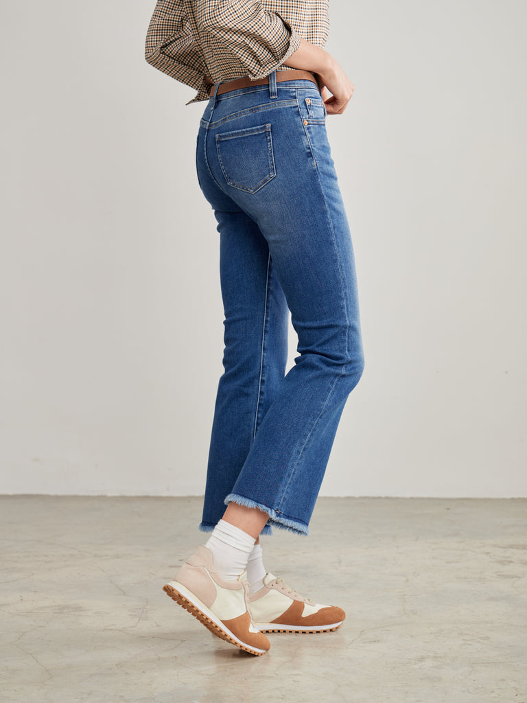 Mid Rise Strecthy Flare Jeans