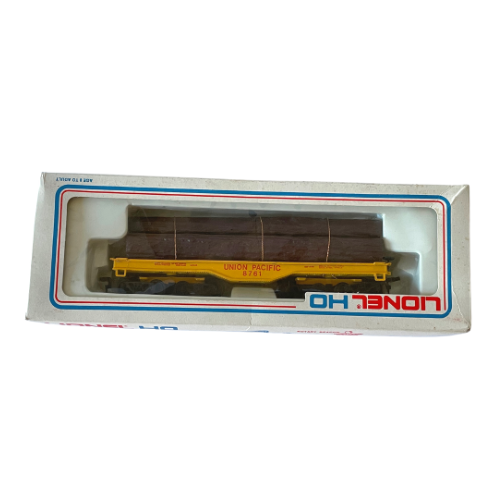 Lionel 16 Wheel Flat Car HO Scale 5-8761