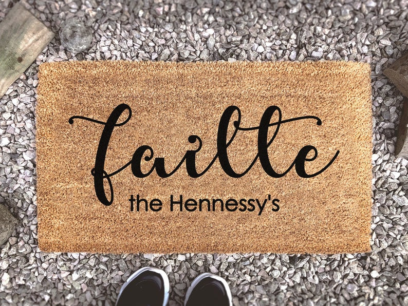 Failte Irish Welcome Customizable Doormat, Personalized Family Name, New Home Gift, Realtor Gift, Housewarming Gift
