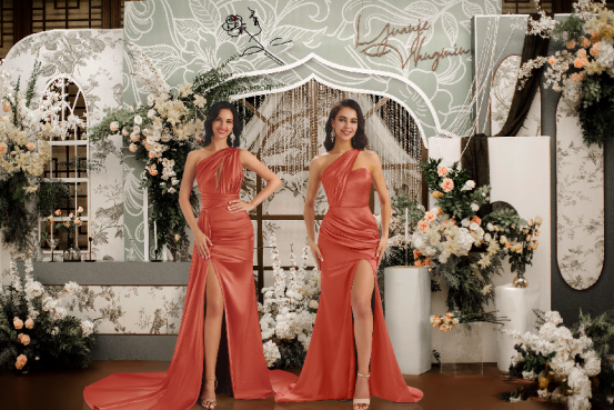 mix and match of different colors for indoor wedding