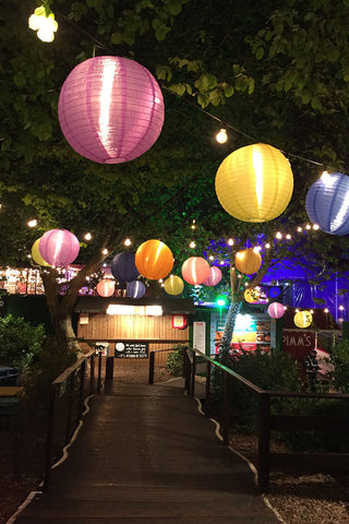 Prepare hen party gifts and decorations