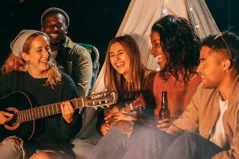 Organize hen party activities and games